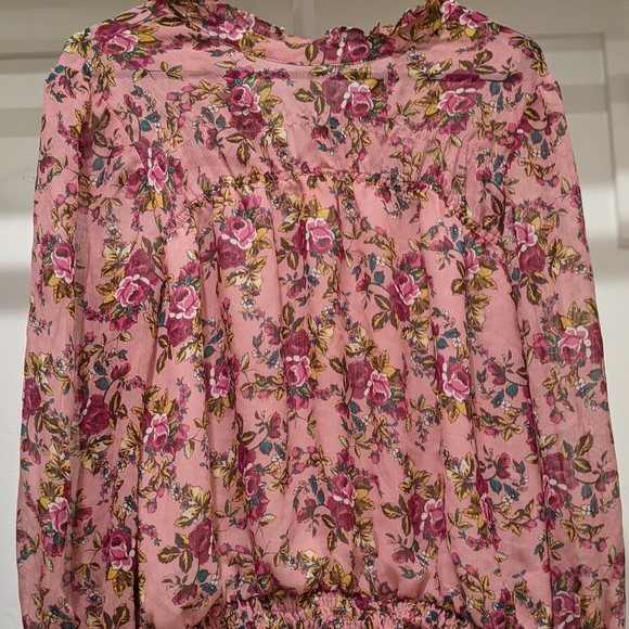 Express floral tops - Picture 1 of 2